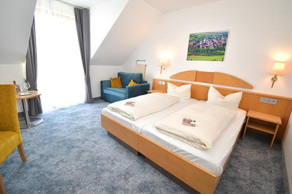 Akzent Hotel Franziskaner Dettelbach Buitenkant foto